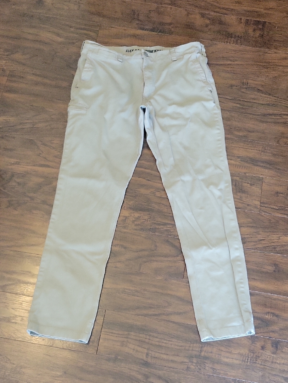 Duluth Men's Casual Khaki Pants